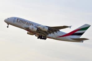 Letún EMIRATES AIRLINES Airbus A380-800
